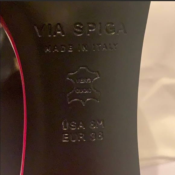 Via Spiga  Ruby Red Strap Heels NIB Sz 8 - Picture 3 of 8